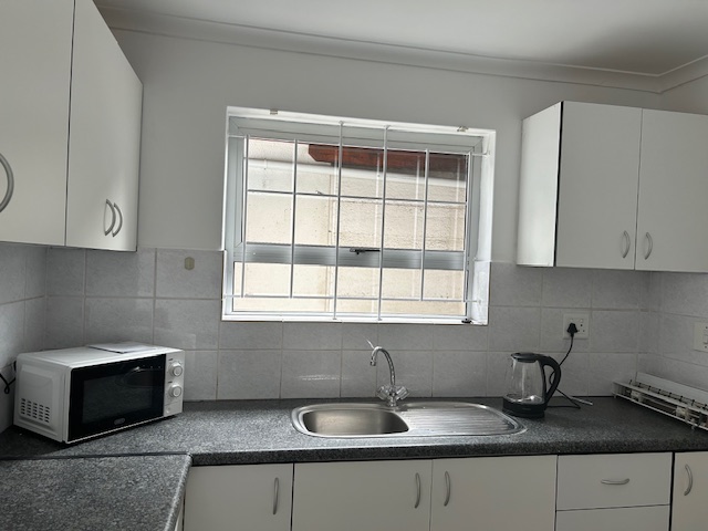 To Let 3 Bedroom Property for Rent in Glenlilly Western Cape